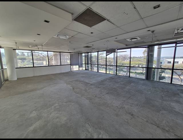 5,204M² OFFICE TO LET IN WOODMEAD